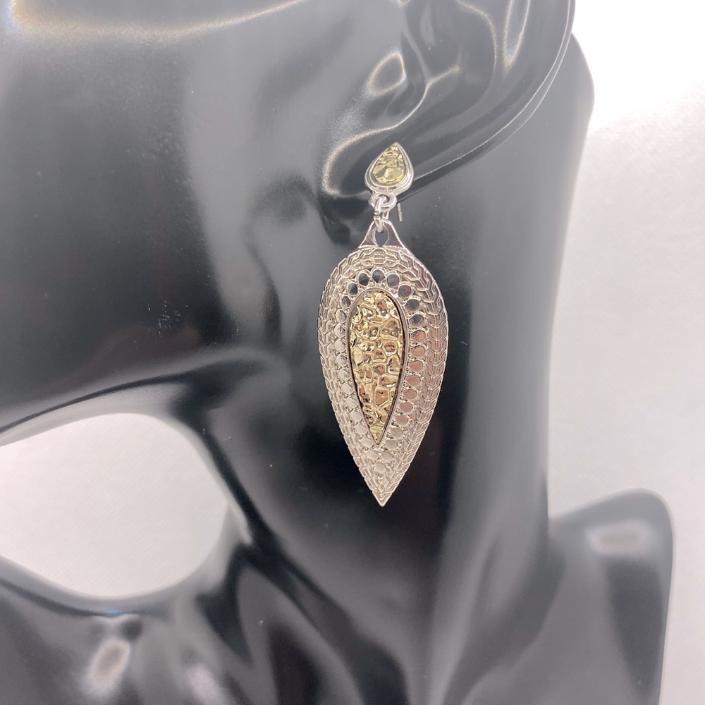 2 Pairs of high quality stunning earrings